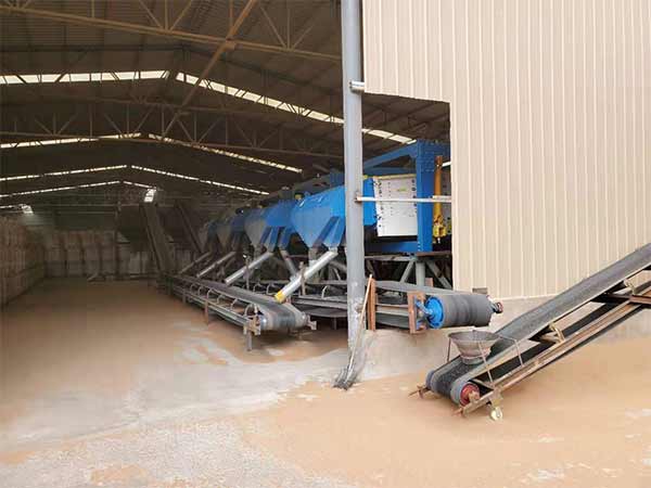 壓裂砂篩分使用現場